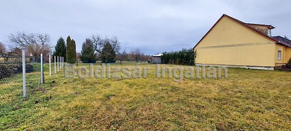 Eladó földterület Kaposvár, Toponár