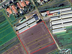 Eladó földterület Makó