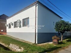 Eladó lakás Pécsudvard