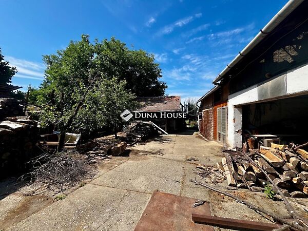 Eladó ház Bonyhád