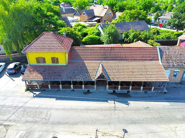 Eladó üzleti Vámosmikola