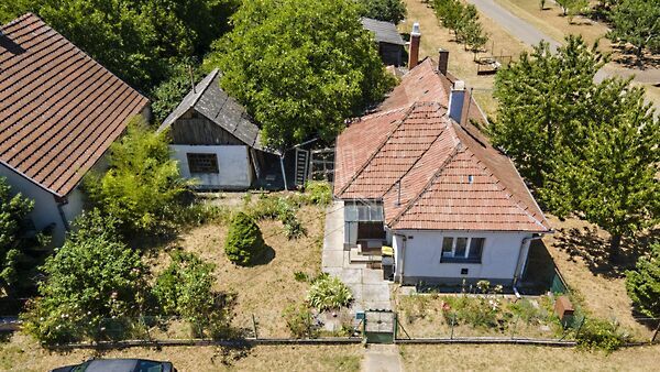 Eladó ház Karácsond