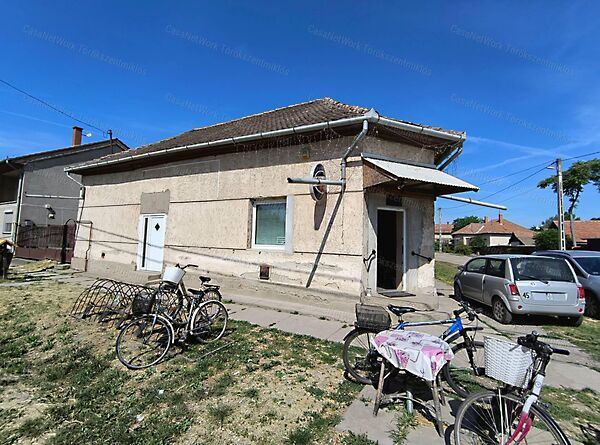 Eladó üzleti Túrkeve