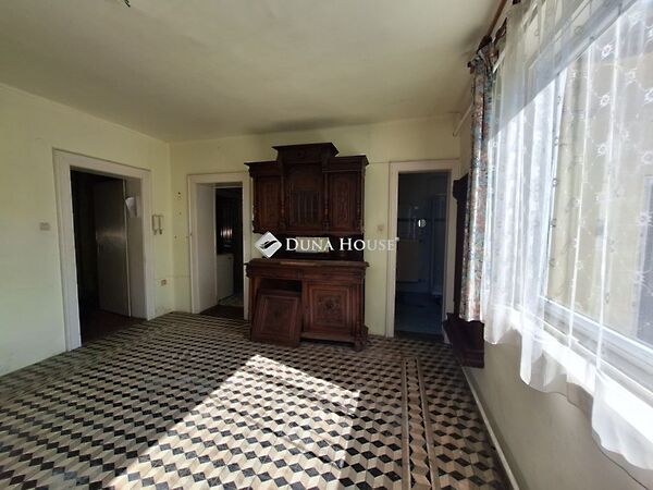 Eladó ház Ikervár