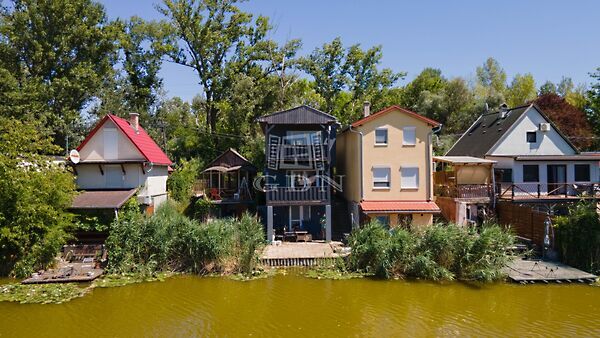 Eladó ház Dunakeszi