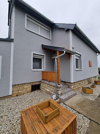 Eladó ház Nemesszalók