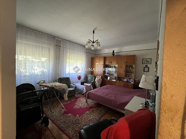 Eladó ház Budapest, III. kerület