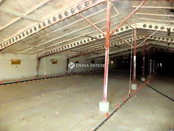 Kiadó ipari Gárdony