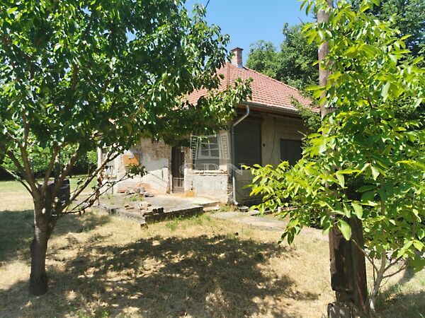 Eladó ház Szentpéterúr