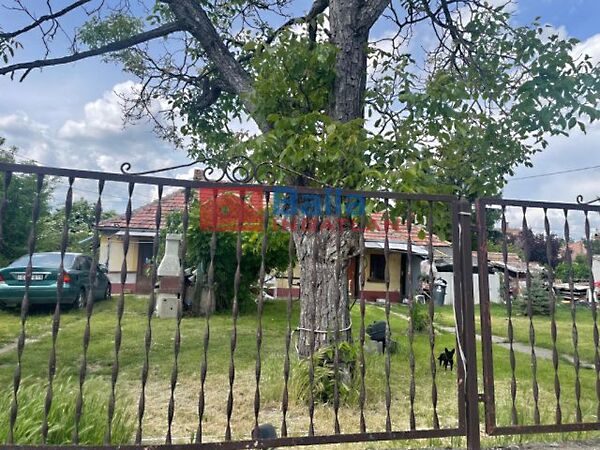 Eladó ház Gárdony