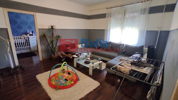 Eladó lakás Dunaújváros