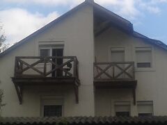Eladó ház Pócsmegyer, Surány