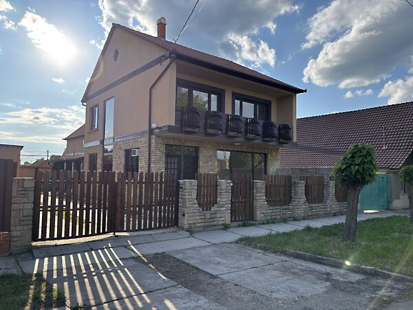 Eladó ház Orosháza