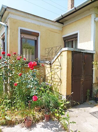 Eladó ház Biatorbágy