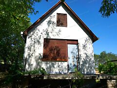 Eladó földterület Győrújbarát