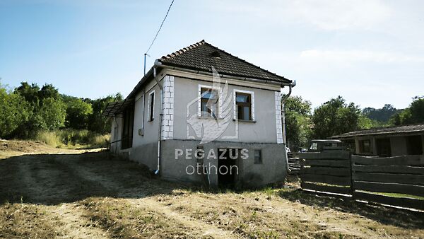 Eladó ház Kánó