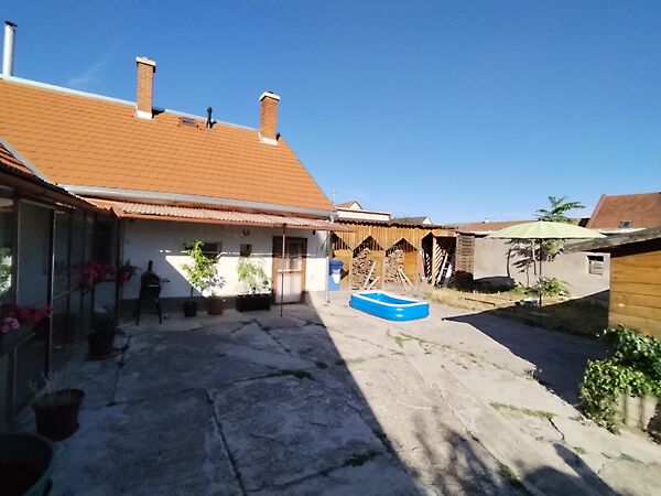 Eladó ház Veszprém