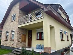 Eladó ház Taksony