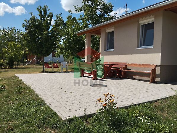 Eladó nyaraló Marcali