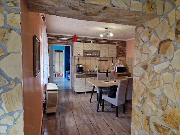 Eladó ház Tarnaörs