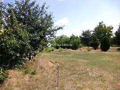 Eladó földterület Pázmánd