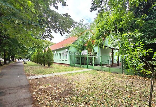 Eladó iroda Mezőkovácsháza