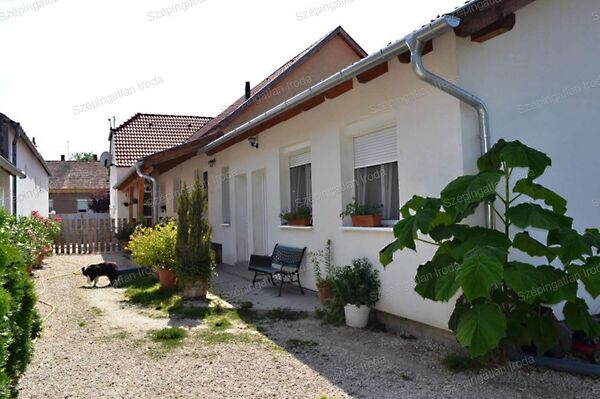 Eladó lakás Sopronkövesd