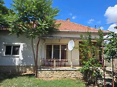 Eladó ház Kunszentmárton