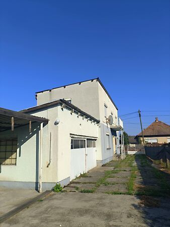 Eladó ház Albertirsa, Központ