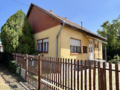 Eladó ház Nagykáta