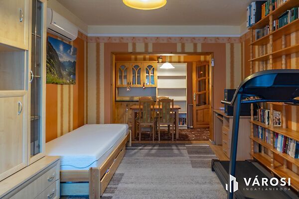 Eladó lakás Békés