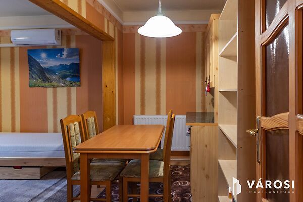 Eladó lakás Békés