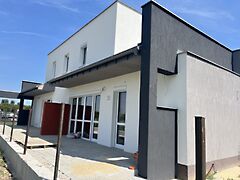 Eladó lakás Tiszaújváros, Kertváros