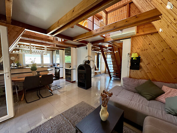 Eladó nyaraló Balatonberény