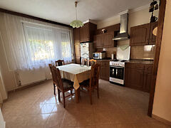 Eladó lakás Debrecen, Vénkert