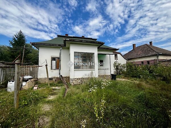 Eladó ház Teklafalu