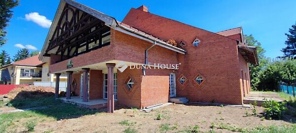 Eladó ház Harkány