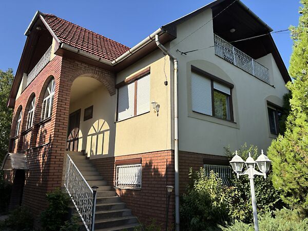Eladó ház Felsőzsolca