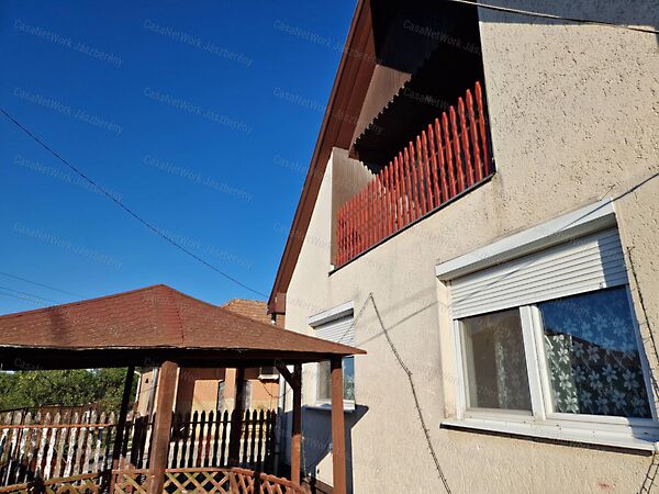 Eladó ház Tarnaörs