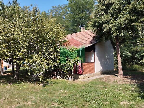 Eladó nyaraló Marcali