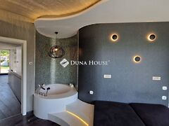 Eladó ház Budapest, III. kerület