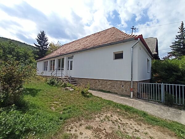 Eladó ház Pilisszentlászló