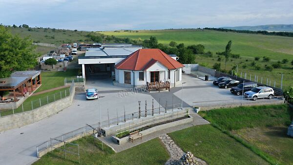 Eladó ipari Hajmáskér