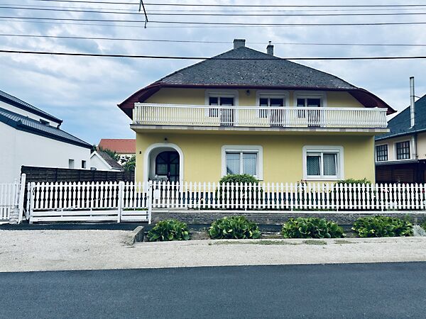 Eladó ház Keszthely