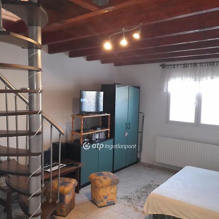 Eladó ház Heresznye