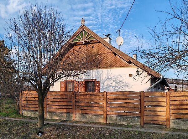 Eladó ház Nagykörű