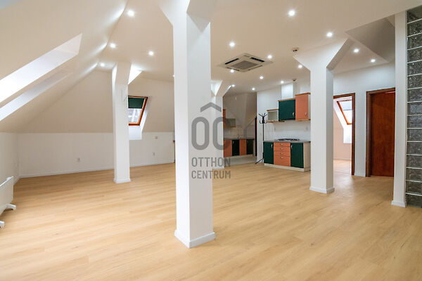 Eladó lakás Szekszárd