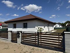 Eladó ház Albertirsa