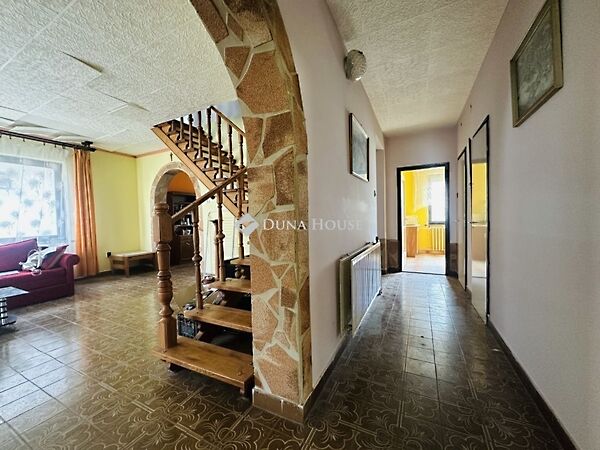 Eladó ház Nyergesújfalu