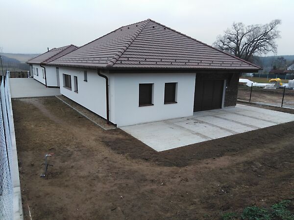 Eladó ház Vácduka